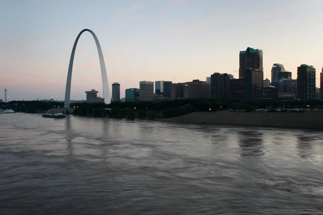 Mississippi River Reopens at St. Louis, With Limits